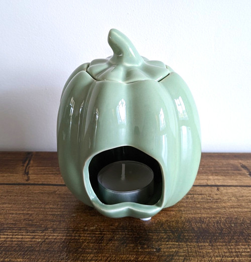 (F)(x18)(£3.95ea) DISPATCH FROM MID SEPTEMBER - Pumpkin with Lid Wax Melter / Oil Burner 12cm - Green