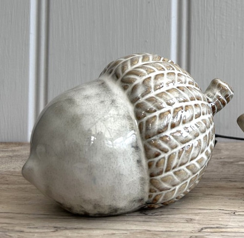 (x36)(£1.90ea) DUE AUGUST - Ceramic Acorn Ornament with Reactive White Glaze - Large 11cm