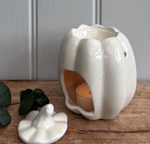 (x18)(£3.95ea) DUE JULY - Pumpkin with Lid Wax Melter / Oil Burner 12cm - Cream