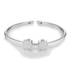 Composed of morganite, 925 sterling silver and platinum-plated diamonds, it is a fashionable jewelry bracelet and a luxurious silver accessory.