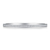 Engagement Ring - Made of morganite, 925 sterling silver and platinum-plated diamonds, it is a fashionable jewelry bracelet and a luxurious silver accessory.