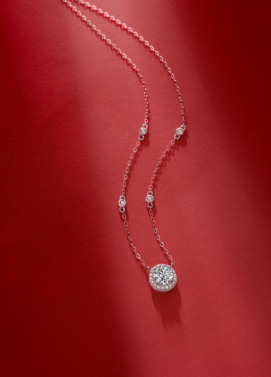 Starlight - A fashionable and trendy jewelry necklace pendant set with 1-carat, 2-carat and 3-carat Moissan diamonds in S925 sterling silver and platinum plating