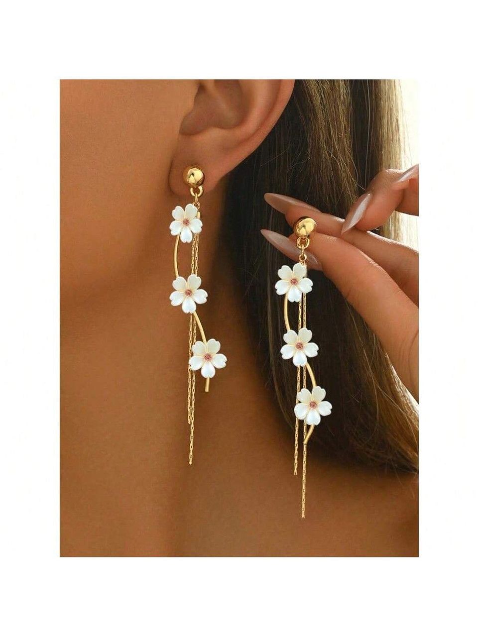 1 Pair Elegant High-End Women's Earrings, Fashion Faux Pearl Seashell 5-Petal Flower Earrings With Pink Rhinestones And Tassel, Unique Design, Suitable For Daily, Seasonal, And Festive Wear, Charming