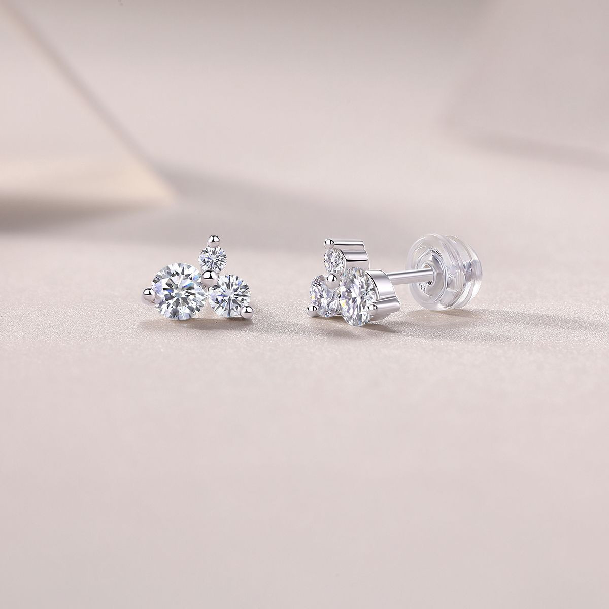 Waves-Set with Moissanite 0.3 carats S925 sterling silver and platinum-plated stud earrings fashion fashion jewelry silver jewelry