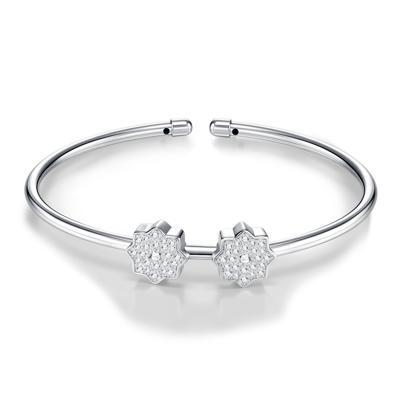 Composed of morganite, 925 sterling silver and platinum-plated diamonds, it is a fashionable jewelry bracelet and a luxurious silver accessory.
