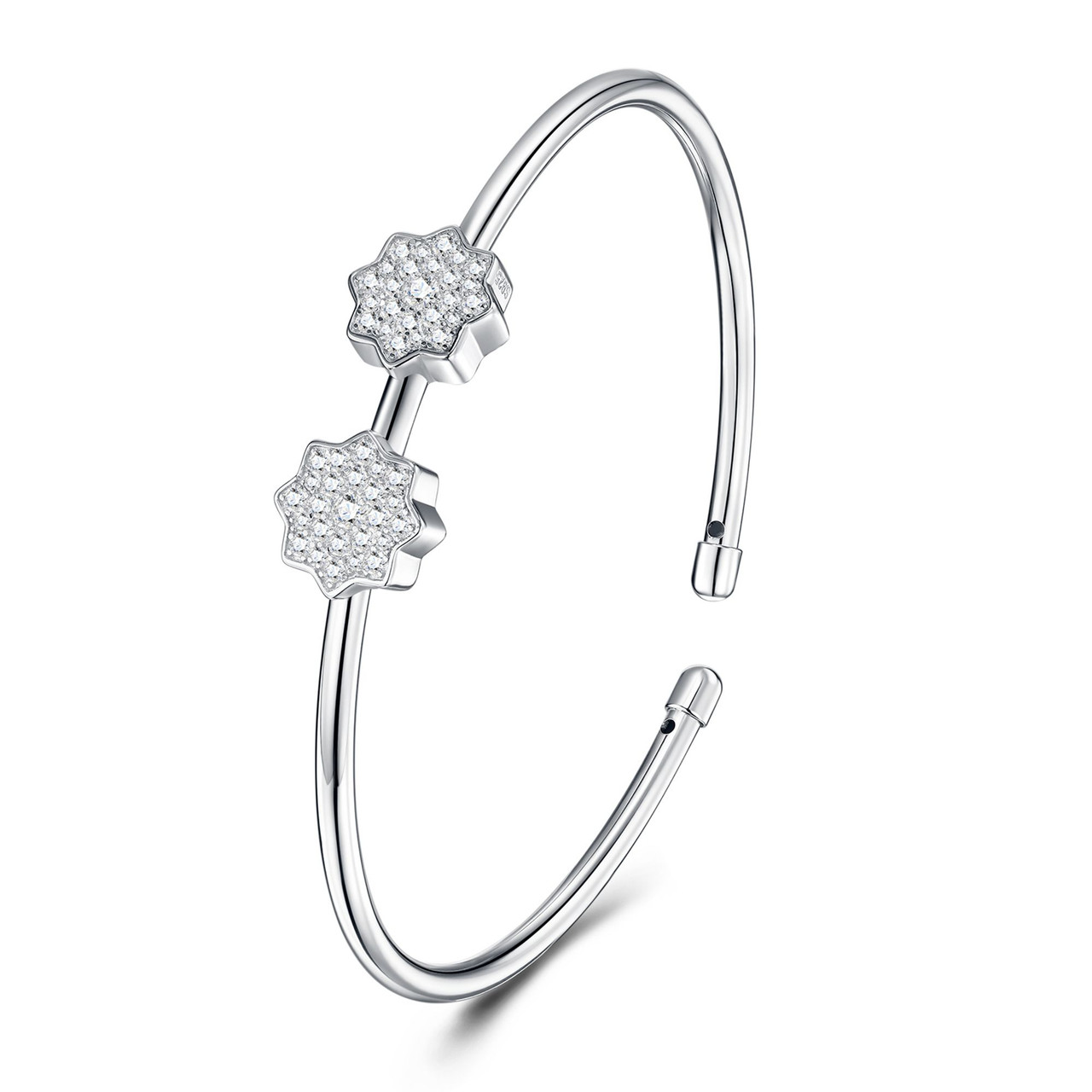 Composed of morganite, 925 sterling silver and platinum-plated diamonds, it is a fashionable jewelry bracelet and a luxurious silver accessory.