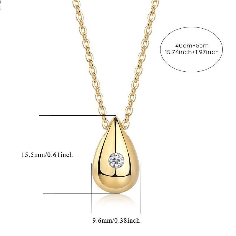 A fashionable and popular jewelry necklace pendant set, featuring Monnes stone, made of 925 silver and plated with platinum diamonds.