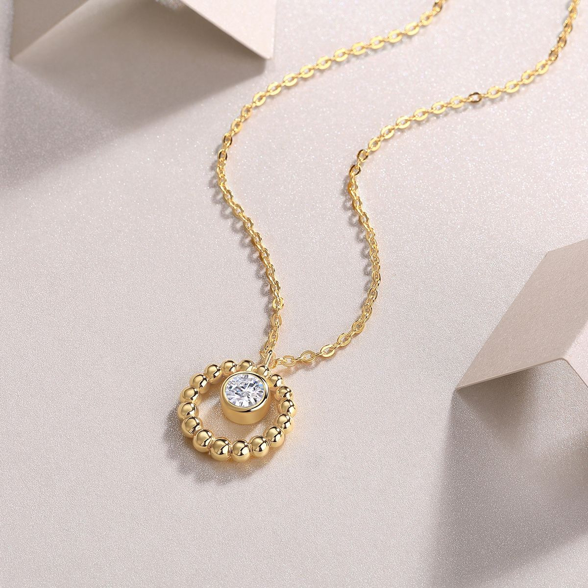 A fashionable and popular jewelry necklace pendant set, featuring Monnes stone, made of 925 silver and plated with platinum diamonds.