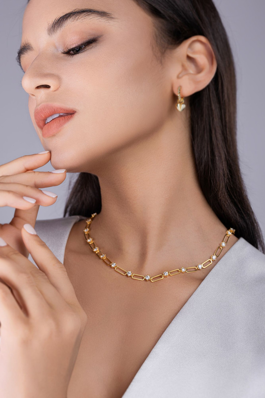 Sunlit Love - A fashionable and popular jewelry necklace pendant set, featuring Monnes stone, made of 925 silver and plated with platinum diamonds.