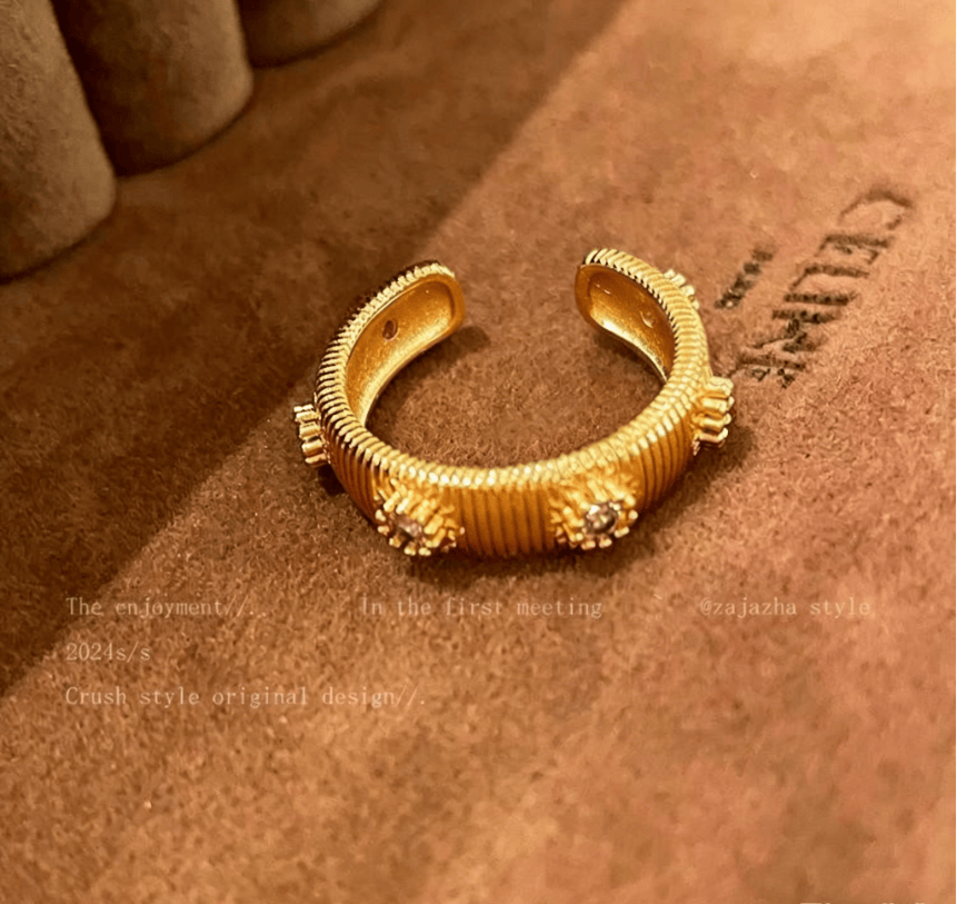 Vintage Natural Tiger Eye Stone Halo CZ Ring For Women, 18K Gold Plated Matte Brushed Band Oval Cabochon Gemstone Luxury Retro Wedding Party Fashion Jewelry Gift