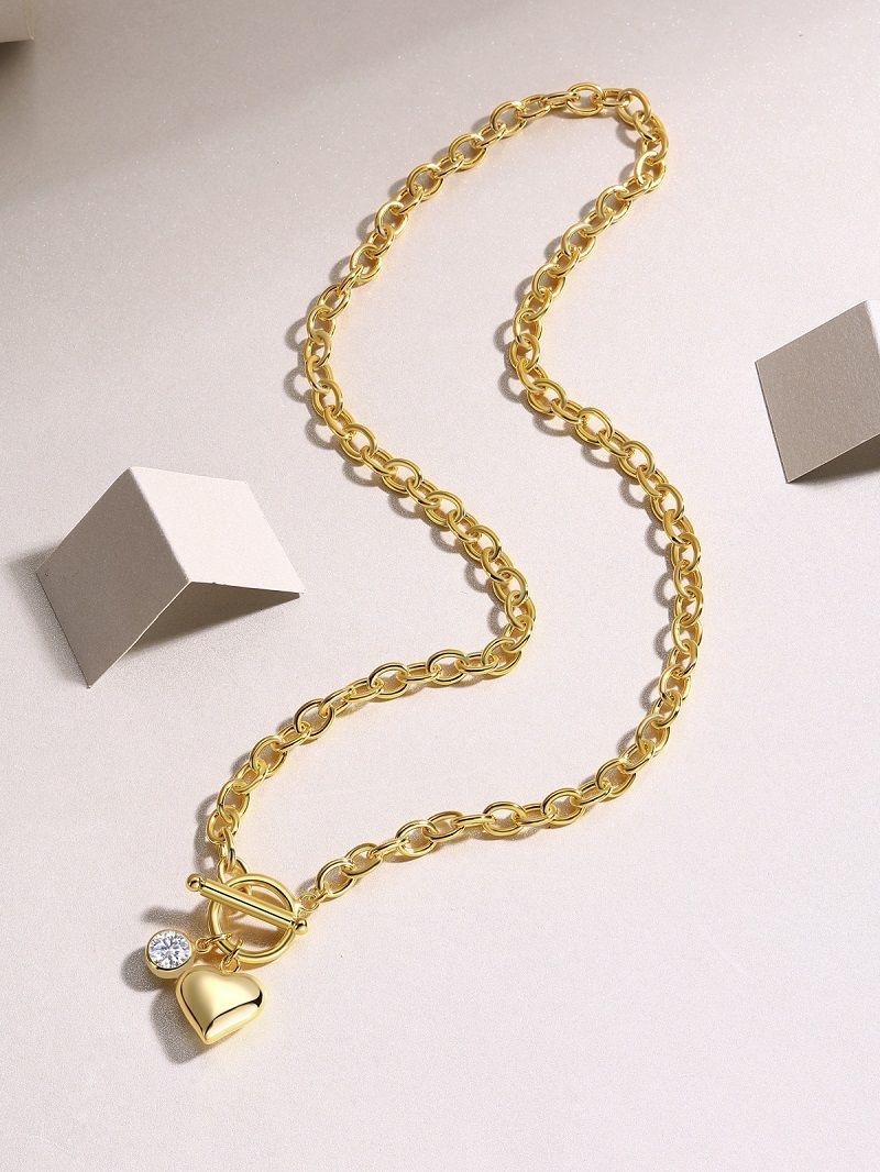 Yingluo Flowing Beads - A fashionable and popular jewelry necklace pendant set, featuring Monisite gemstones, made of 925 silver and plated with platinum diamonds.