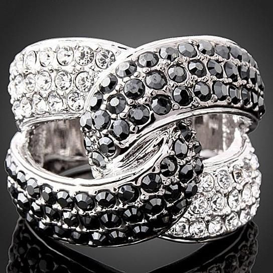 Lifelong Crystal Ring
