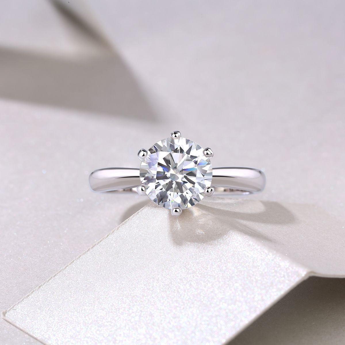Classic 6-Prong Round Moissanite Solitaire Ring, 1-5 Carat D Color VVS1 S925 Silver Platinum Plated with GRA, US 5-9.