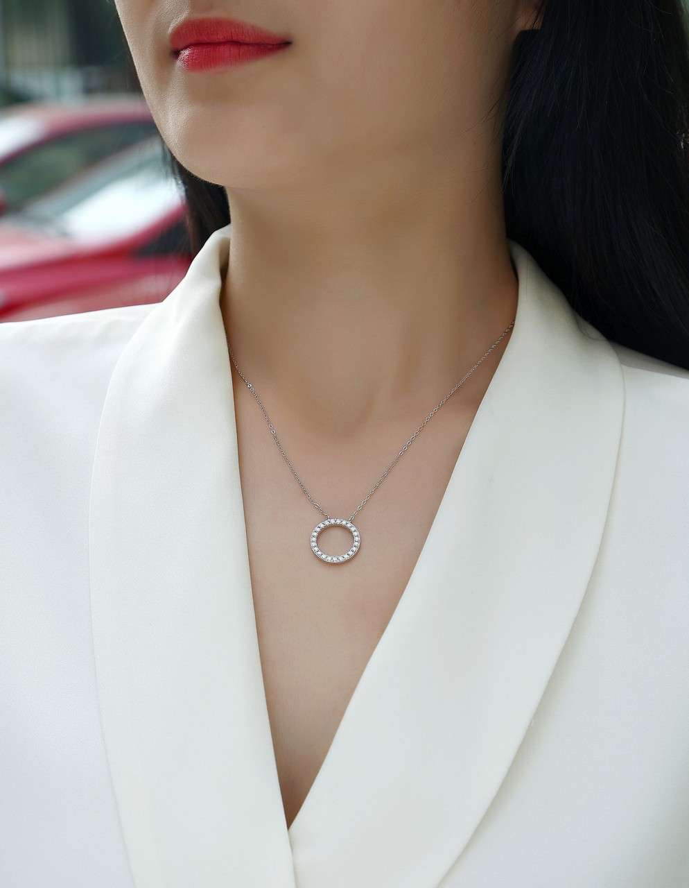 As you wished - a fashionable and trendy jewelry necklace pendant set, featuring Monnes stone, made of 925 silver and plated with platinum diamonds.