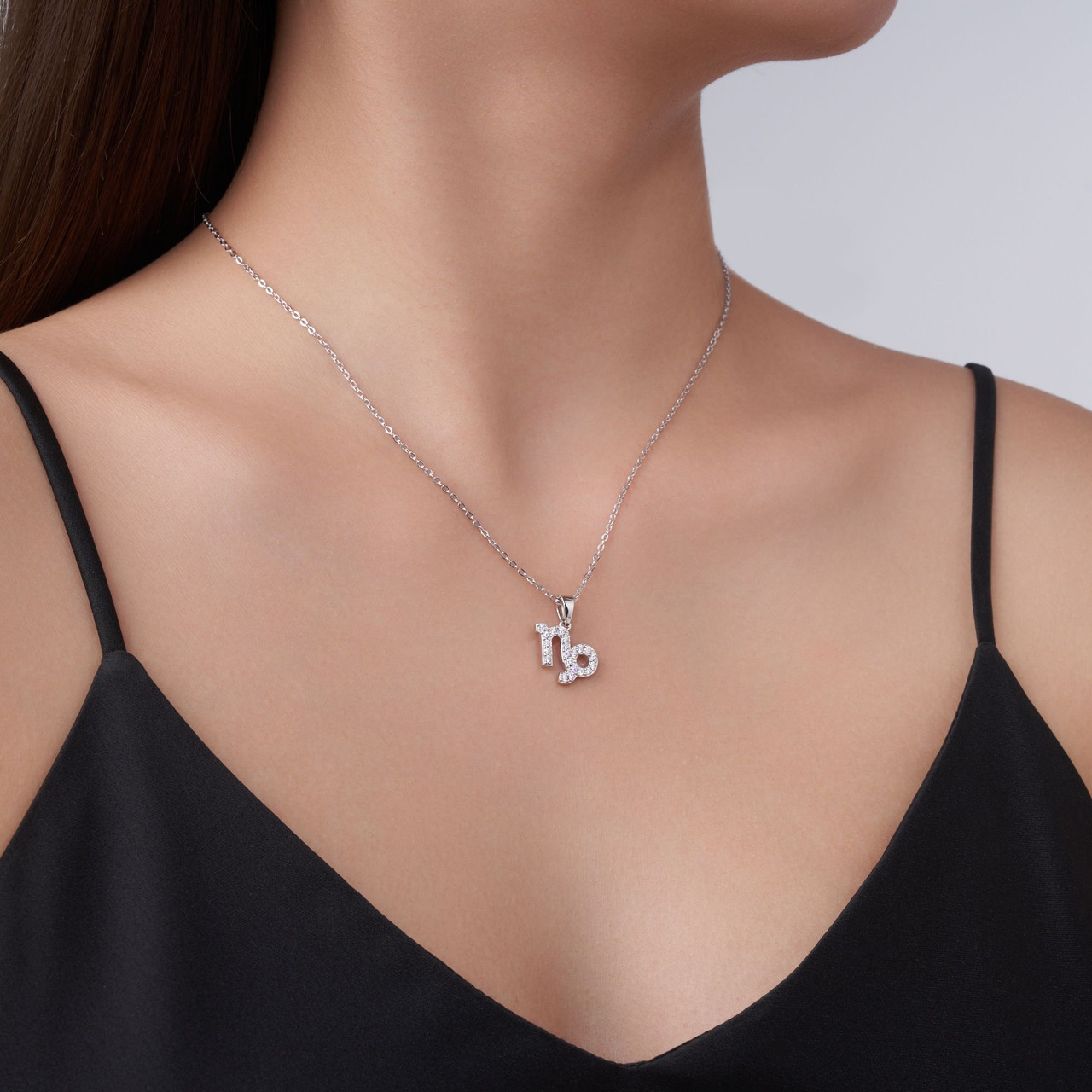 Twelve Zodiac Signs - A trendy and fashionable jewelry necklace pendant set, made of moissanite S925 sterling silver and platinum-plated diamonds