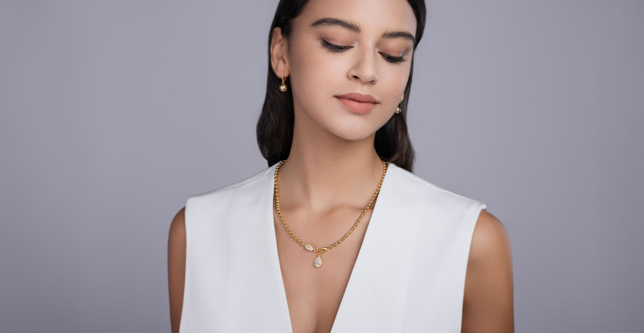 Dusk Purple Orchid - A fashionable and popular jewelry necklace pendant set, featuring Monnes stone, made of 925 silver and plated with platinum diamonds.