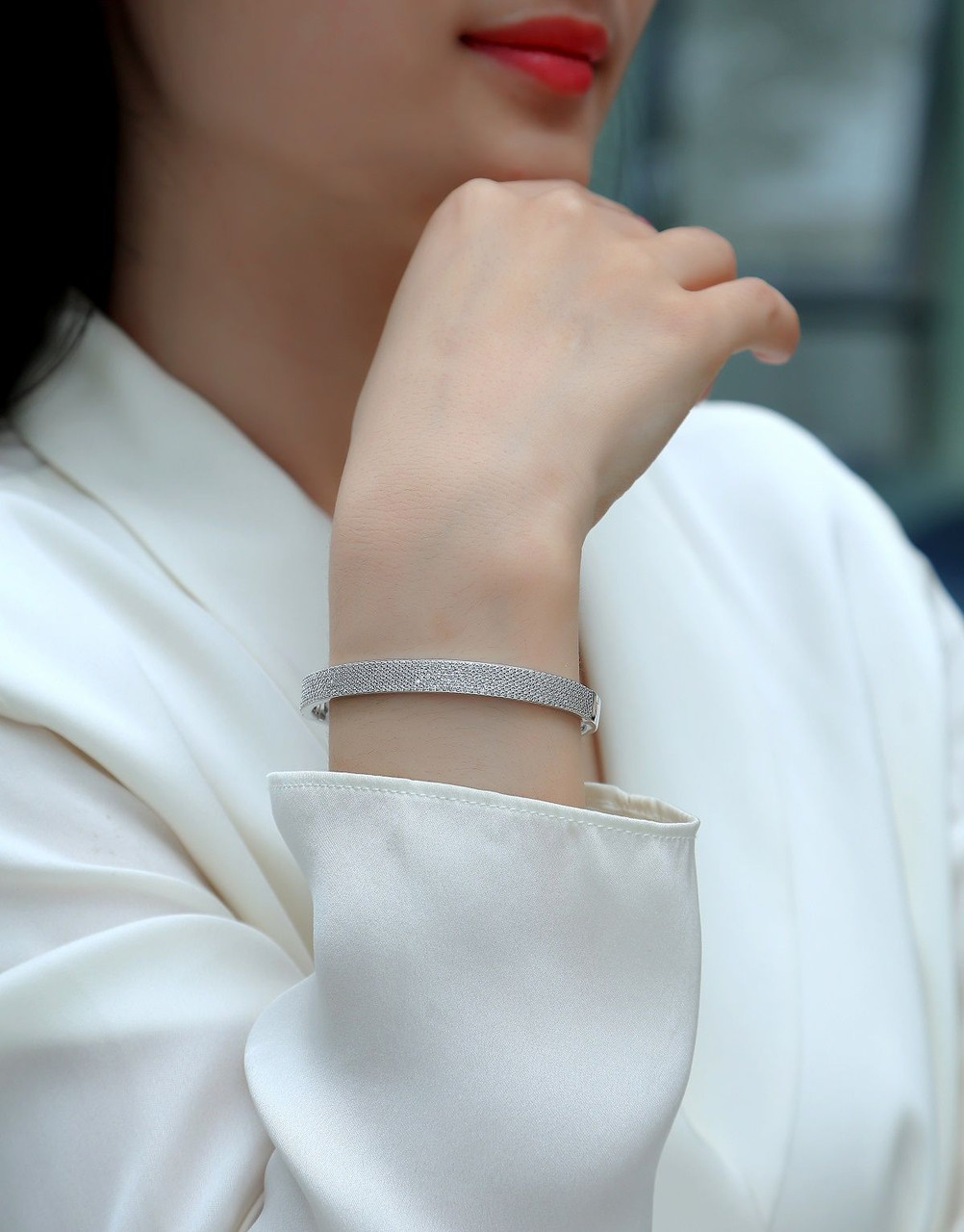 Starlight Entertainment - Made of morganite, 925 sterling silver and platinum-plated diamonds, it is a fashionable jewelry bracelet and a luxurious silver accessory.