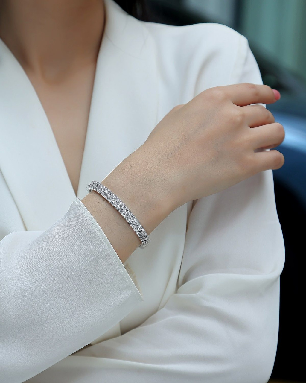 Starlight Entertainment - Made of morganite, 925 sterling silver and platinum-plated diamonds, it is a fashionable jewelry bracelet and a luxurious silver accessory.