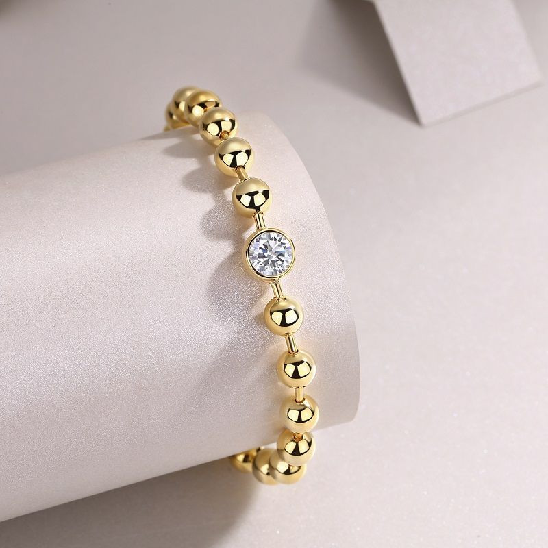 Glowing Beaded Chain - Made of morganite, 925 sterling silver and platinum-plated diamonds, it is a fashionable jewelry bracelet and a luxurious silver accessory.