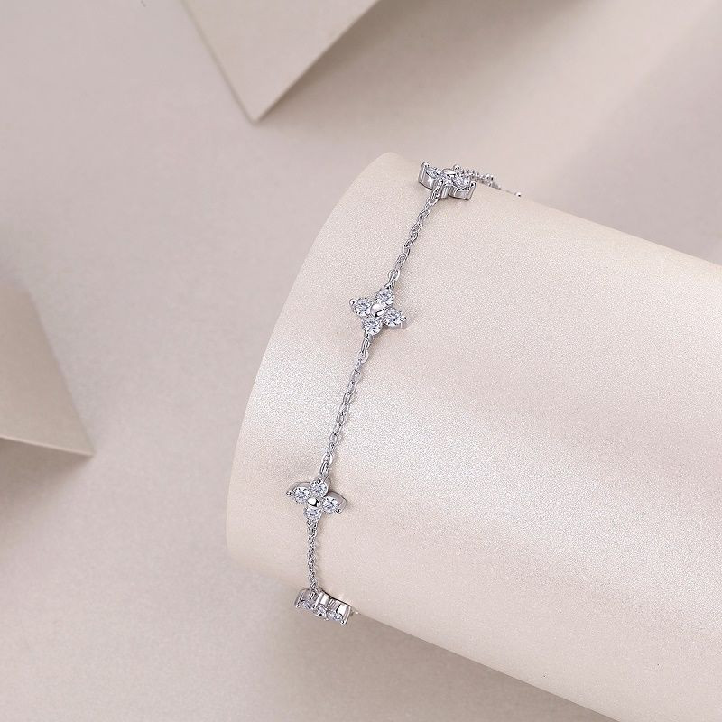 Endless Heart - Made of morganite, 925 sterling silver and platinum-plated diamonds, it is a fashionable jewelry bracelet and a luxurious silver accessory.