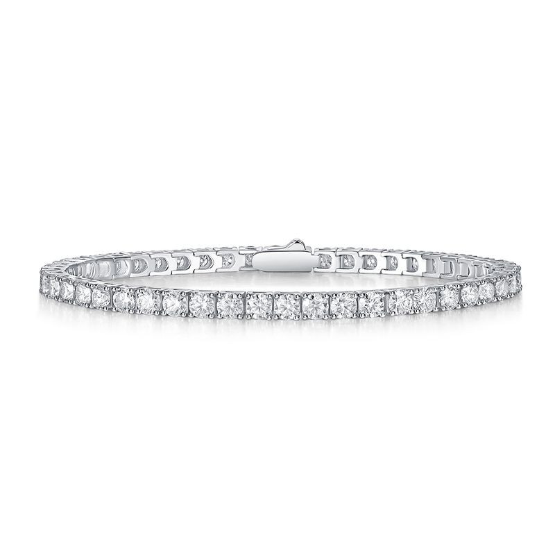 Silver Lovers - Made of morganite, 925 sterling silver and platinum-plated diamonds, it is a fashionable jewelry bracelet and a luxurious silver accessory.