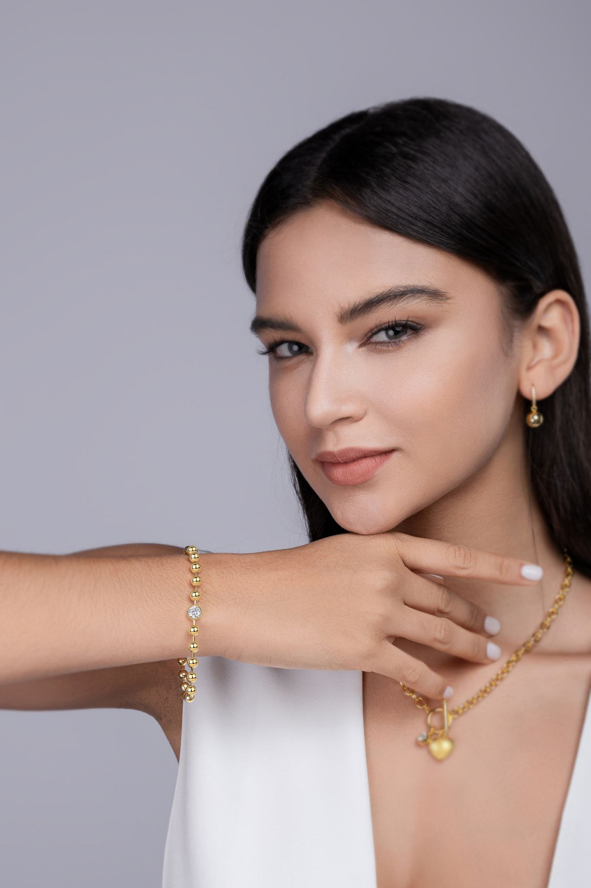 Glowing Beaded Chain - Made of morganite, 925 sterling silver and platinum-plated diamonds, it is a fashionable jewelry bracelet and a luxurious silver accessory.