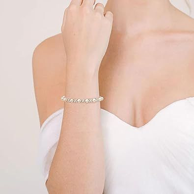 Gorgeous Cubic Zirconia Wedding Jewelry for Bride Bridesmaid, Elegant Simulated Pearl Teardrop Tennis Bracelet Gift for Women