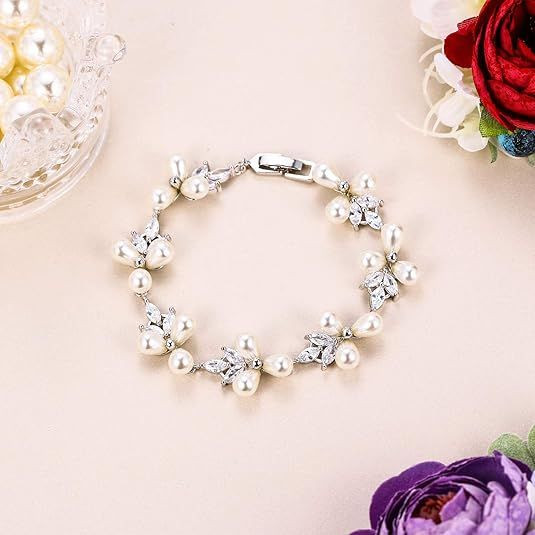 Gorgeous Cubic Zirconia Wedding Jewelry for Bride Bridesmaid, Elegant Simulated Pearl Teardrop Tennis Bracelet Gift for Women