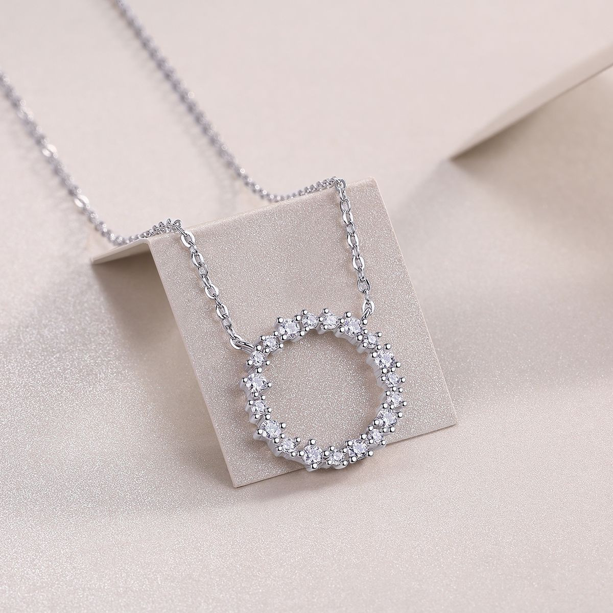 Birpo Necklace - A fashionable and popular jewelry necklace pendant set, featuring Monisite gemstones, made of 925 silver and plated with platinum diamonds.