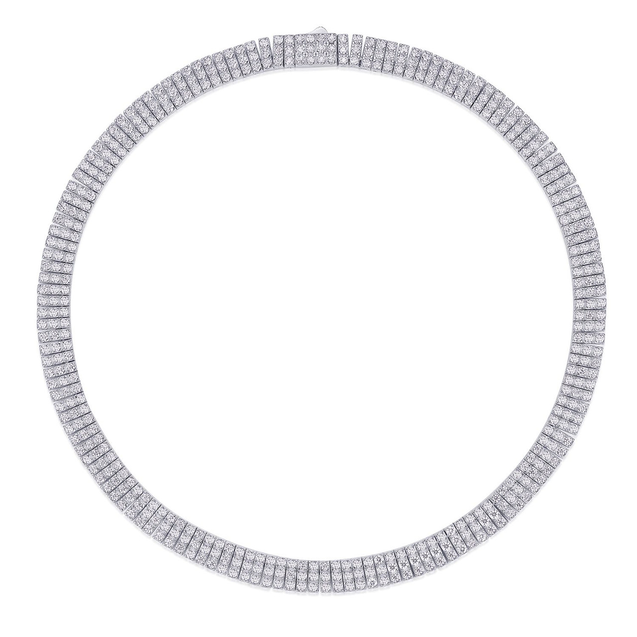 Aperture - Composed of sapphire, 925 silver and platinum-plated diamonds, it is a fashionable jewelry bracelet and a luxurious silver accessory.