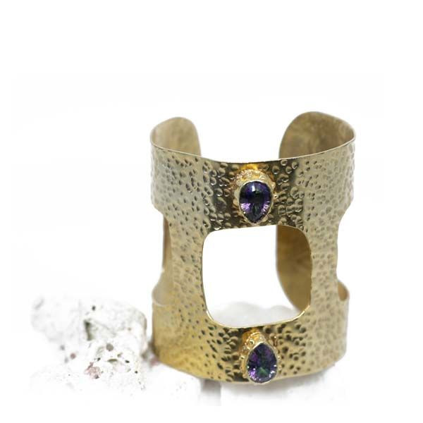 The SAFIRA Bangle