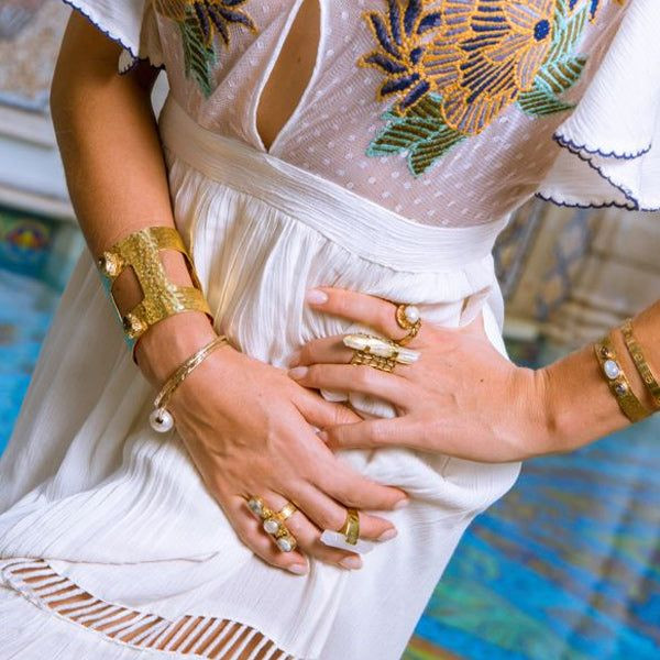 The SAFIRA Bangle