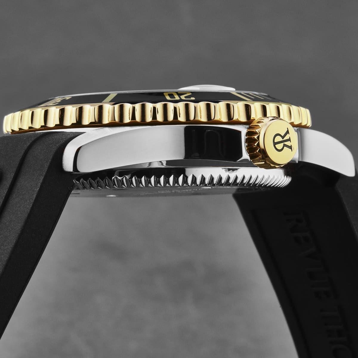Revue Thommen Men's 'Diver' Black Dial Black Rubber Strap Swiss Automatic Watch 17571.2847