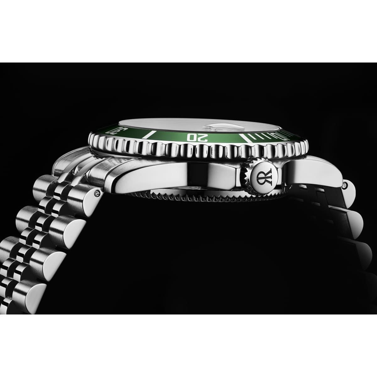 Revue Thommen Men's 'Diver' Black Dial Stainless Steel Bracelet Automatic Watch 17571.2234