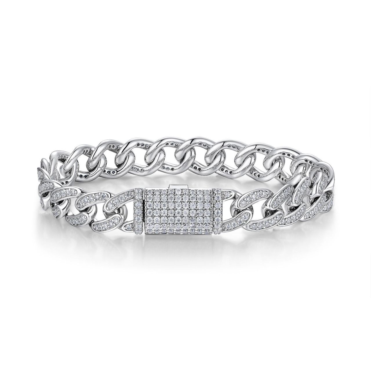Composed of morganite, 925 sterling silver and platinum-plated diamonds, it is a fashionable jewelry bracelet and a luxurious silver accessory.