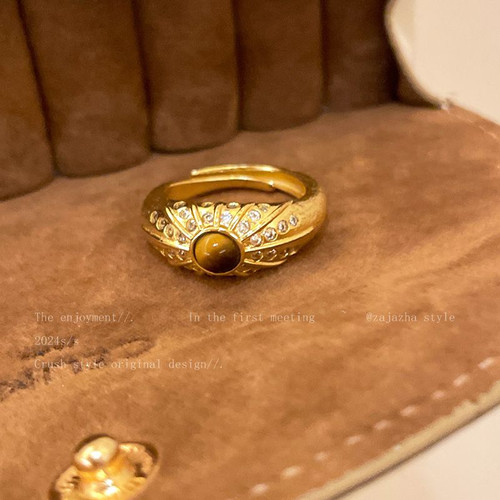 Vintage Natural Tiger Eye Stone Halo CZ Ring For Women, 18K Gold Plated Matte Brushed Band Oval Cabochon Gemstone Luxury Retro Wedding Party Fashion Jewelry Gift