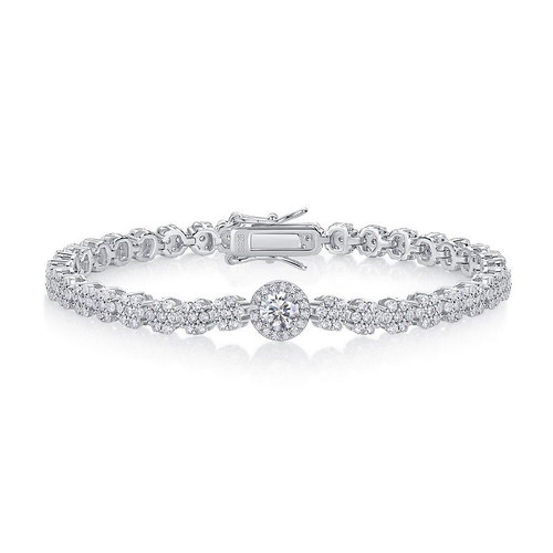 Star Whisper - Made of morganite, 925 sterling silver and platinum-plated diamonds, it is a fashionable jewelry bracelet and a luxurious silver accessory.