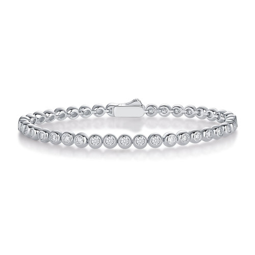 Galaxy Dream - Made of morganite, 925 sterling silver and platinum-plated diamonds, it is a fashionable jewelry bracelet and a luxurious silver accessory.
