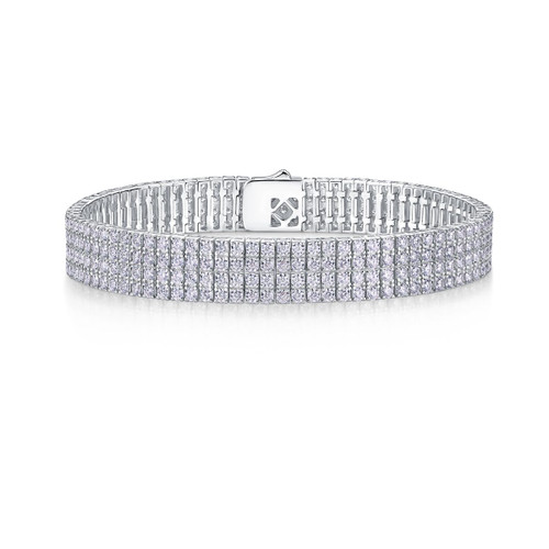 The Light on the Chain - Made of morganite, 925 sterling silver and platinum-plated diamonds, it is a fashionable jewelry bracelet and a luxurious silver accessory.
