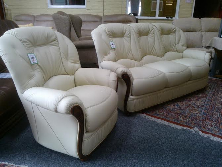 3 SEATER AND CHAIR