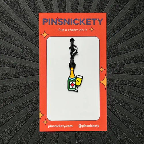 Pinsnickety Champagne Charm