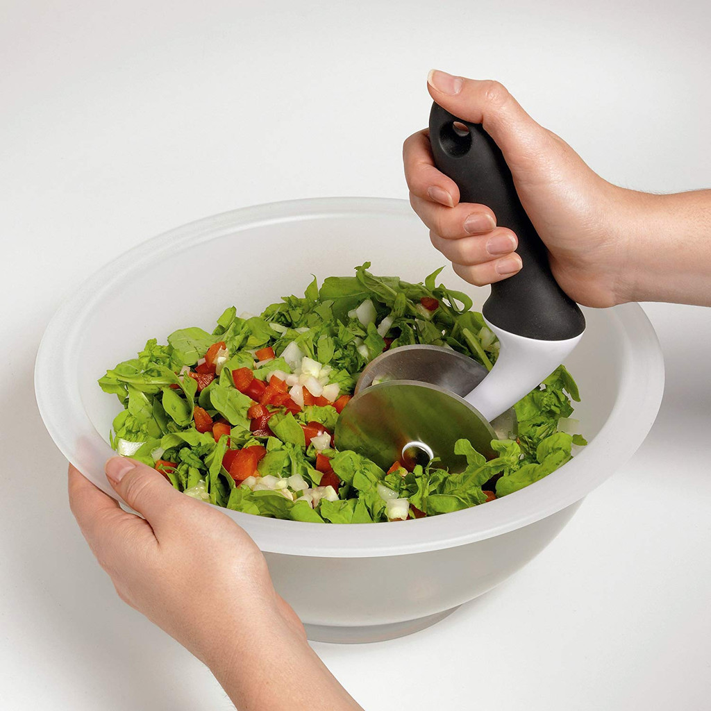 OXO Good Grips Salad Chopper and Bowl