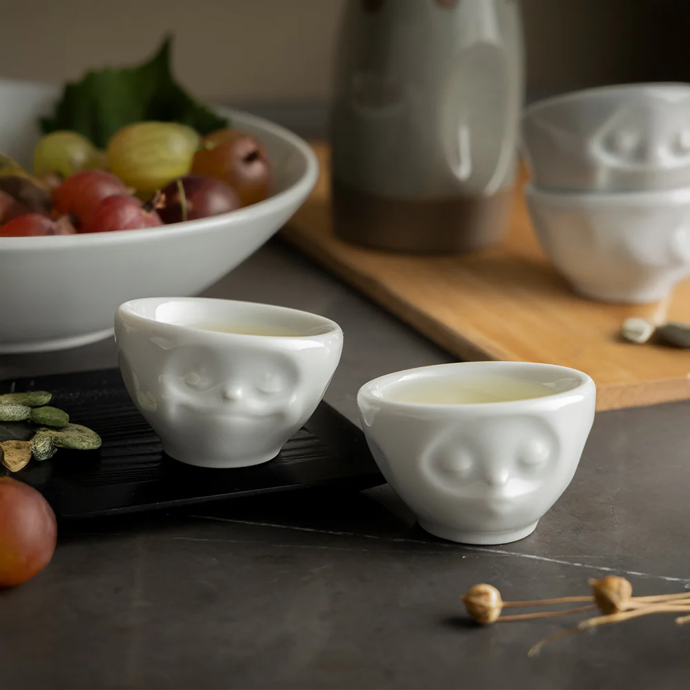 Egg Cup 2PC Kissing & Dreamy Face White