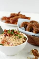 Mix Bacon & Cheddar Cheese Spread