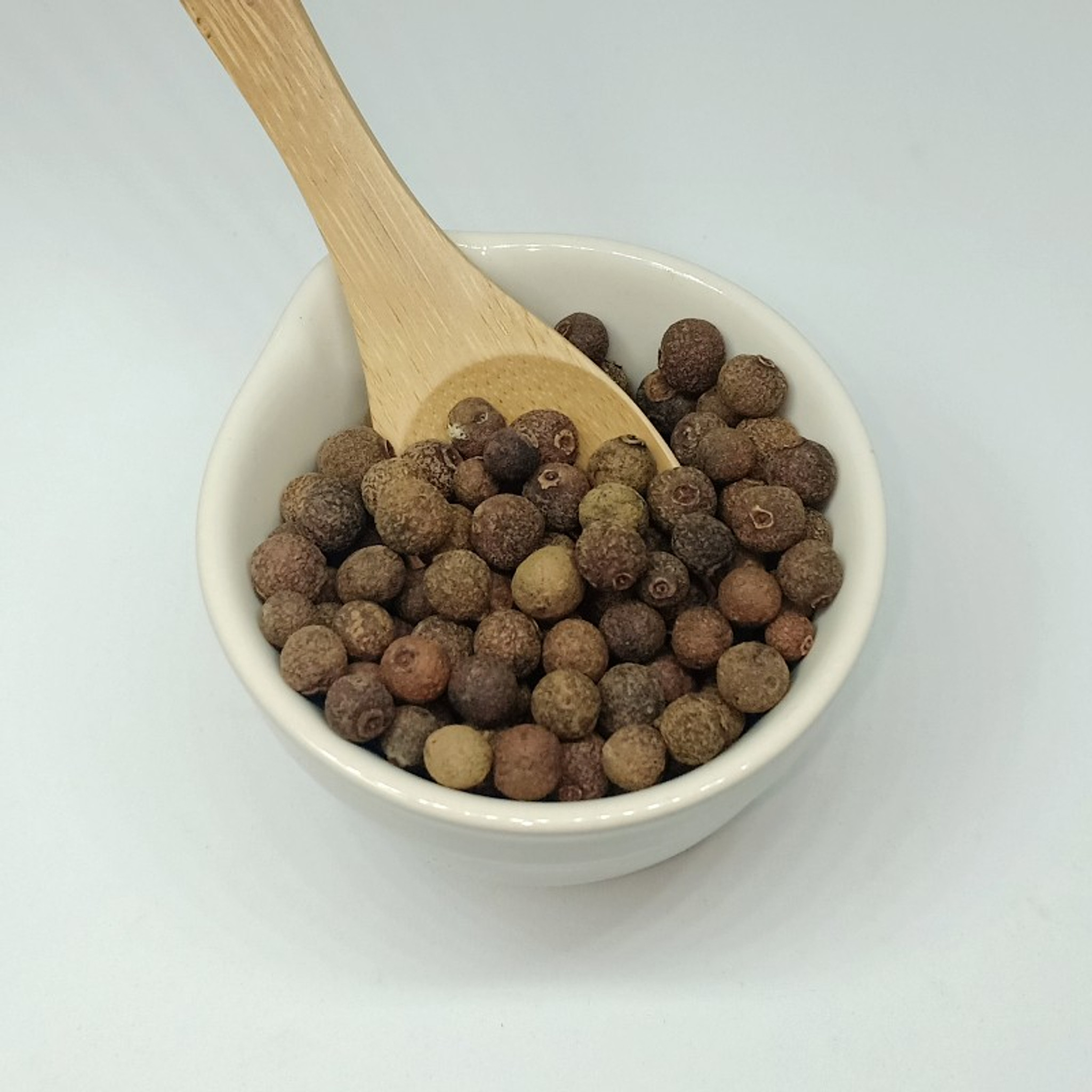 KYOCERA > Excellent for whole spices, salts, peppercorns and dried