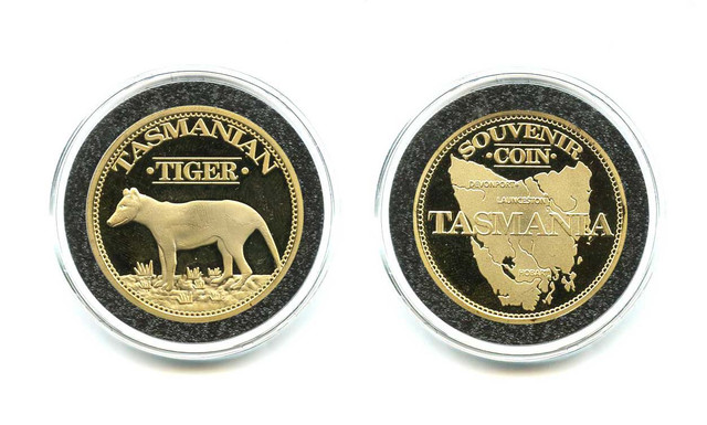 Coin Gold 33mm Boxed Tasmanian Tiger/Tasmania Map Coin Gold 33mm Boxed Tasmanian Tiger/Tasmania Map