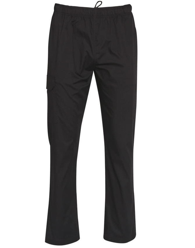 Black men's functional chef pants with an elastic waistband and side pocket. Features a simple design and logo.