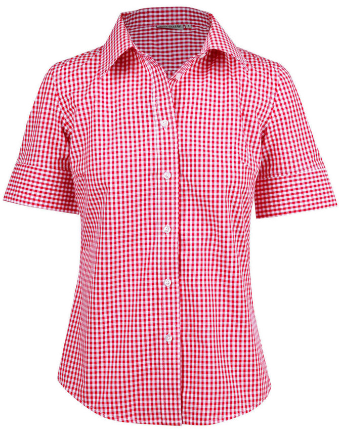 A short-sleeve button-up shirt in red and white gingham check pattern, featuring a collar and a branded label.