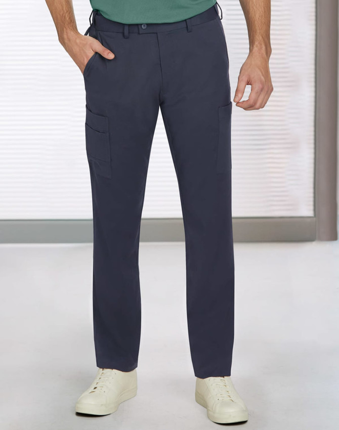 Men's utility cargo pants in navy blue with two side pockets, paired with white sneakers. Features a logo on the waistband.