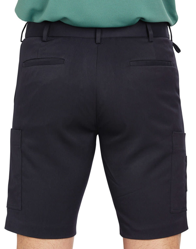 Men's utility cargo shorts in black, featuring two side pockets and two back pockets. Includes a logo on the waistband.